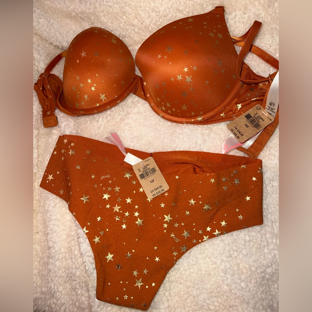 NWT VS PINK rare bra and panties set! 🧡🌟